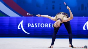 aa q wang zilu chn sfe04245 copia simone ferraro ph